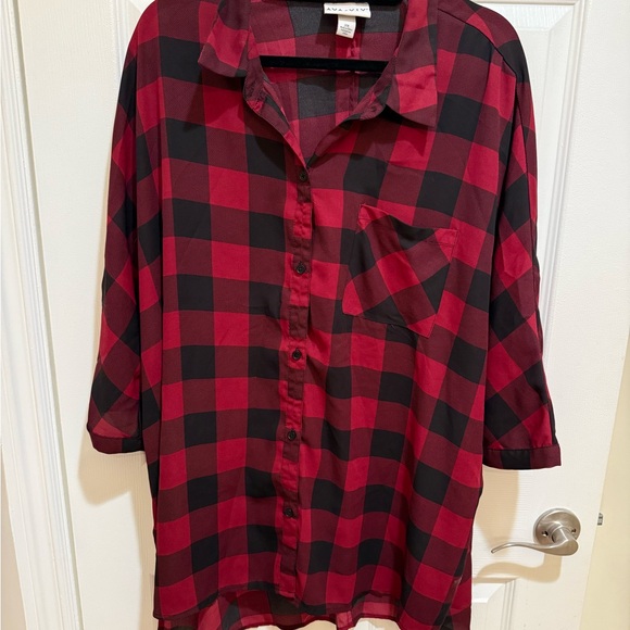 Ava & Viv Tops - Ava & Viv Women's Red and Black Plaid Chiffon Shirt - 2x - EUC